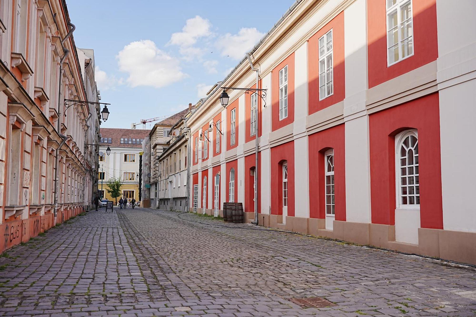 Central Athena Studio - Inima Pietei Unirii - By Openhouse Apartments Timisoara Bagian luar foto